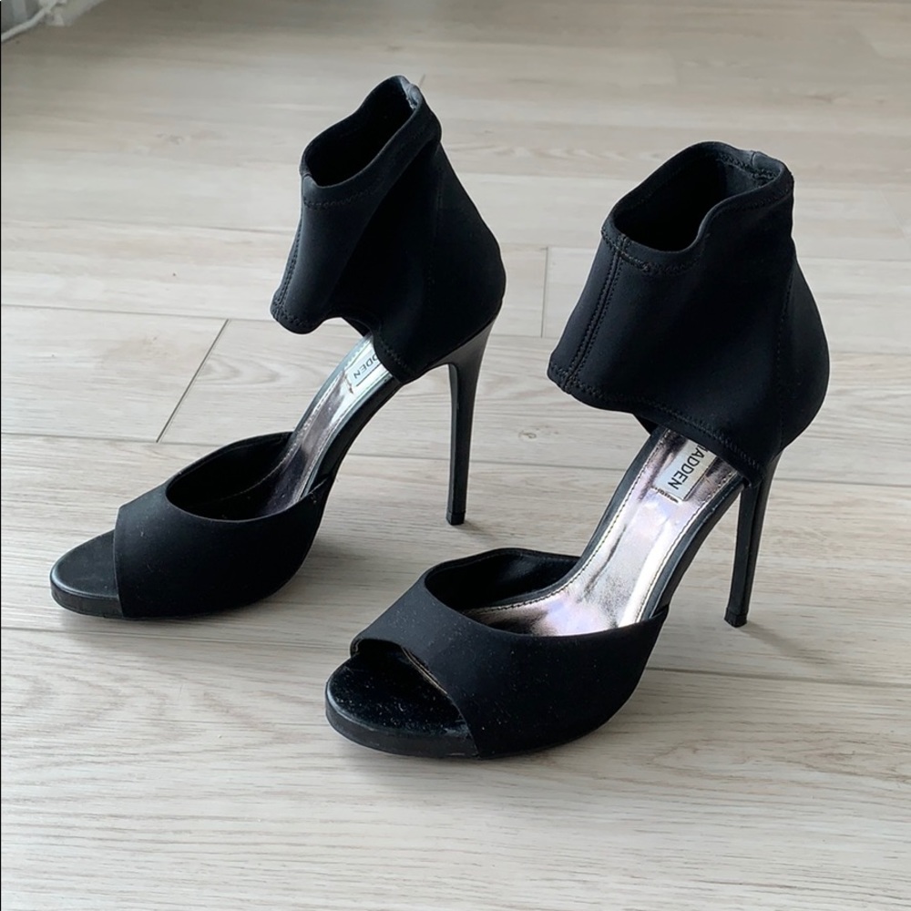 Black neoprene high heels